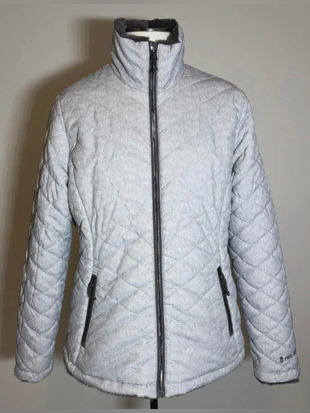 Free Country Cloudlite Gray Reversible Quilted Women’s Jacket -
